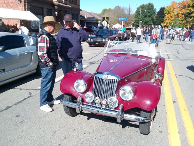 Applefest leaves a warm feeling on a fall day