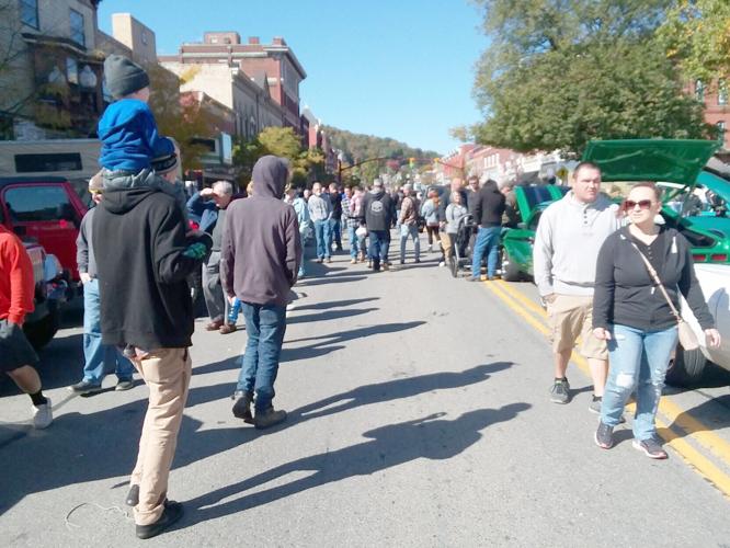 Applefest leaves a warm feeling on a fall day