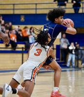 Tigers stymie Oilers, 59-39