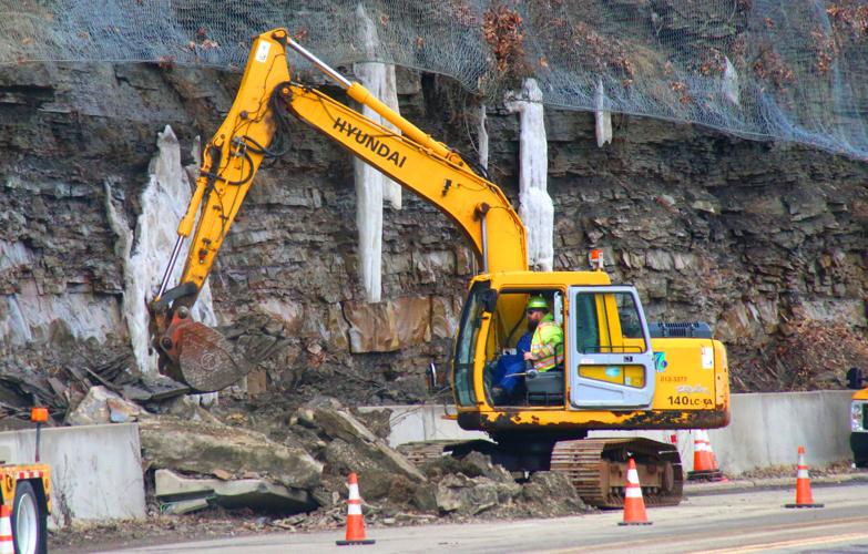 2 rock slides strike Venango County in less than 24 hours; recent weather pointed to as likely cause